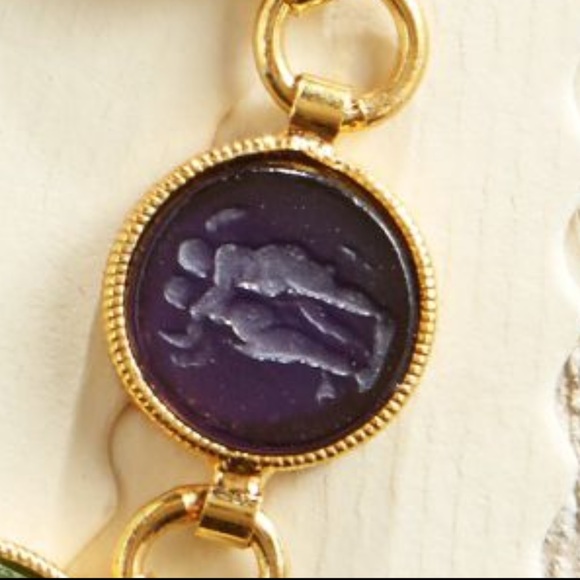 Italian Intaglio Glass Bracelet - Picture 6 of 8